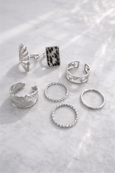 Retrobird Vintage Style Golden Romance Silver Colored 7-Piece Ring Set
