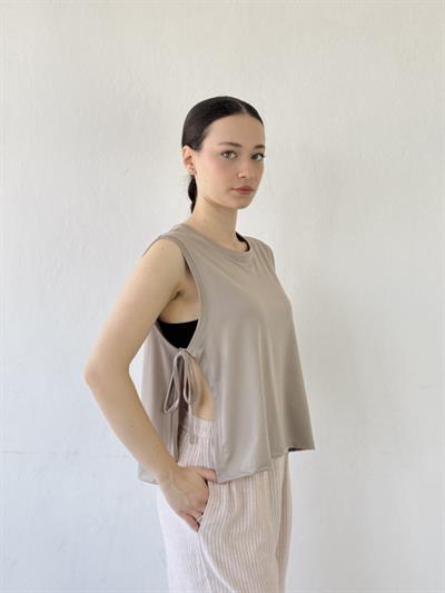 Retrobird Paper Bag Color Yoga Top with Side Ties