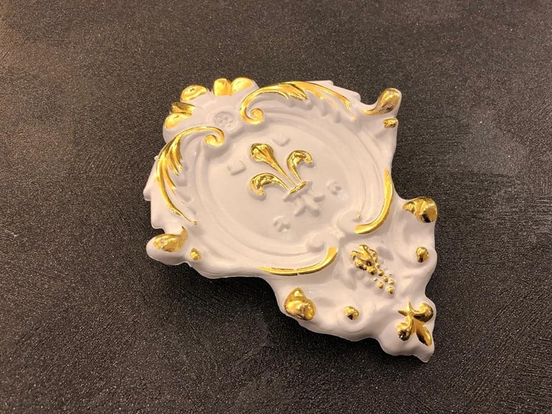 Beyaza Altın Kartonpiyer İç Köşe Motif 17*13 cm