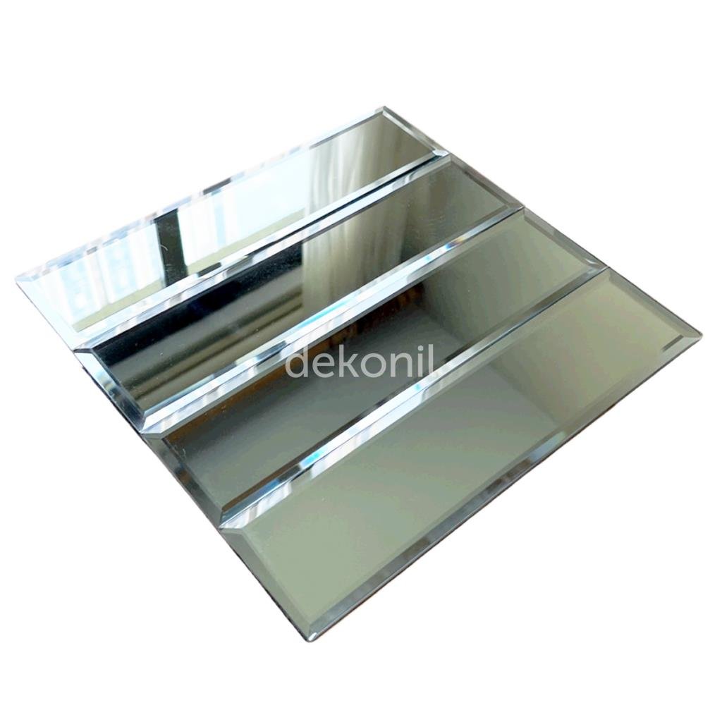 Kendinden Yapışkanlı Karo Ayna Çubuk Silver 30*30 cm (2 m² )
