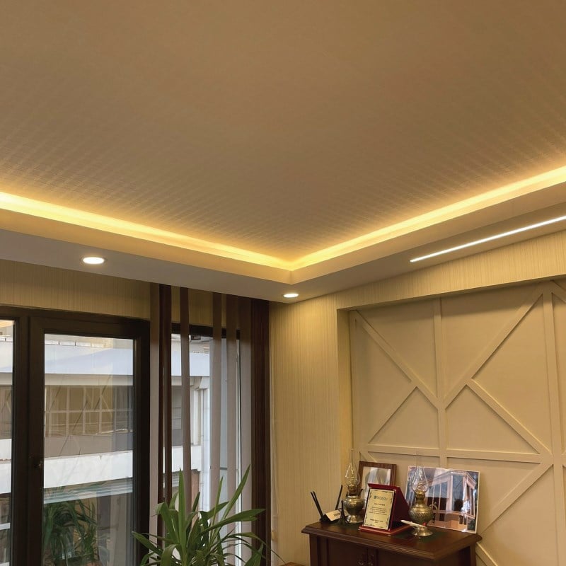 شريط إضاءة EPS متوافق مع LED وSpot