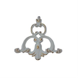 Beyaza Altın Göbek İçi Motif 15*16 cm