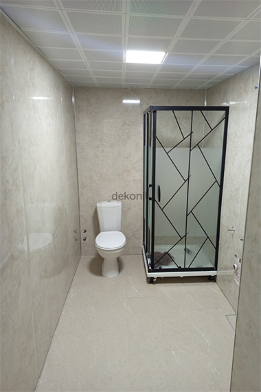 SPC Parke Bej Mermer Desenli – Su Geçirmez Zemin Paneli 30,5*120 cm (Paket: 6 Adet / 2,23 m²)