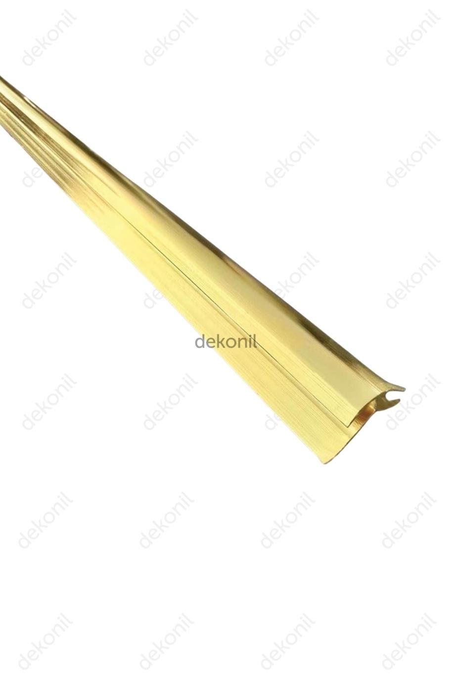 لوح PVC ذهبي بزاوية خارجية من الألومنيوم مقاس 270 سم