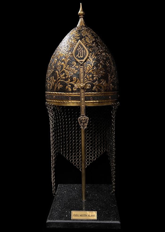 Guardian of Paradise: Saladins Helmet