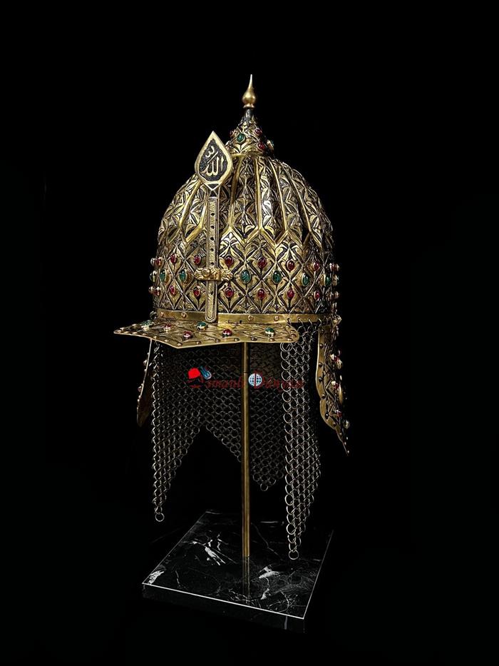 Helmet of Sultan Selim the Grim