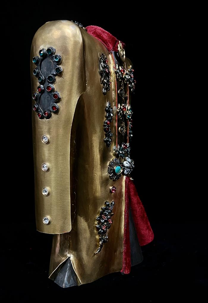 Zerafet Kaftanı – Osmanlı İhtişamını Yansıtan Eşsiz Bir Sanat Eseri