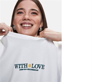 LTB Lohene Gögüste Slogan Nakışlı T-shırt 1226801546089