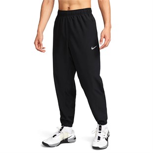 Nike Form Dri-FIT Tapered Versatile Erkek Eşofman Altı FB7497-010