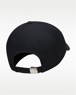 Nike Dri-FIT Club Unstructured Metal Swoosh Cap