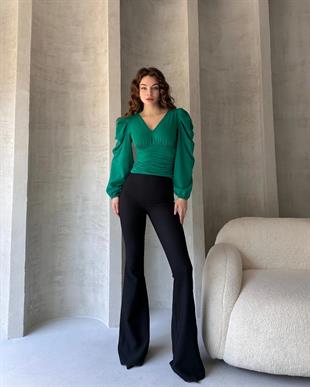 Defile V Yaka Drape Detaylı Crep Bluz
