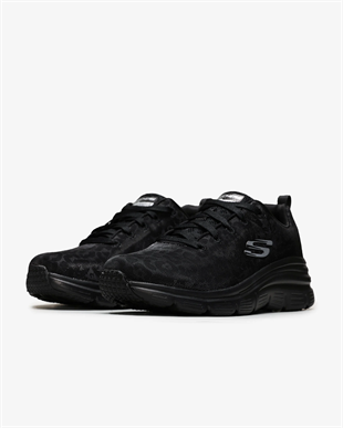 Skechers Fashion Fit Kadın Siyah Spor Ayakkabı 888881179TKBBK