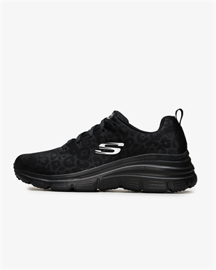 Skechers Fashion Fit Kadın Siyah Spor Ayakkabı 888881179TKBBK
