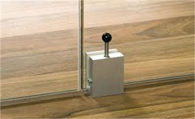 DORMA CAM KAPI SABİTLEME ELEMANI