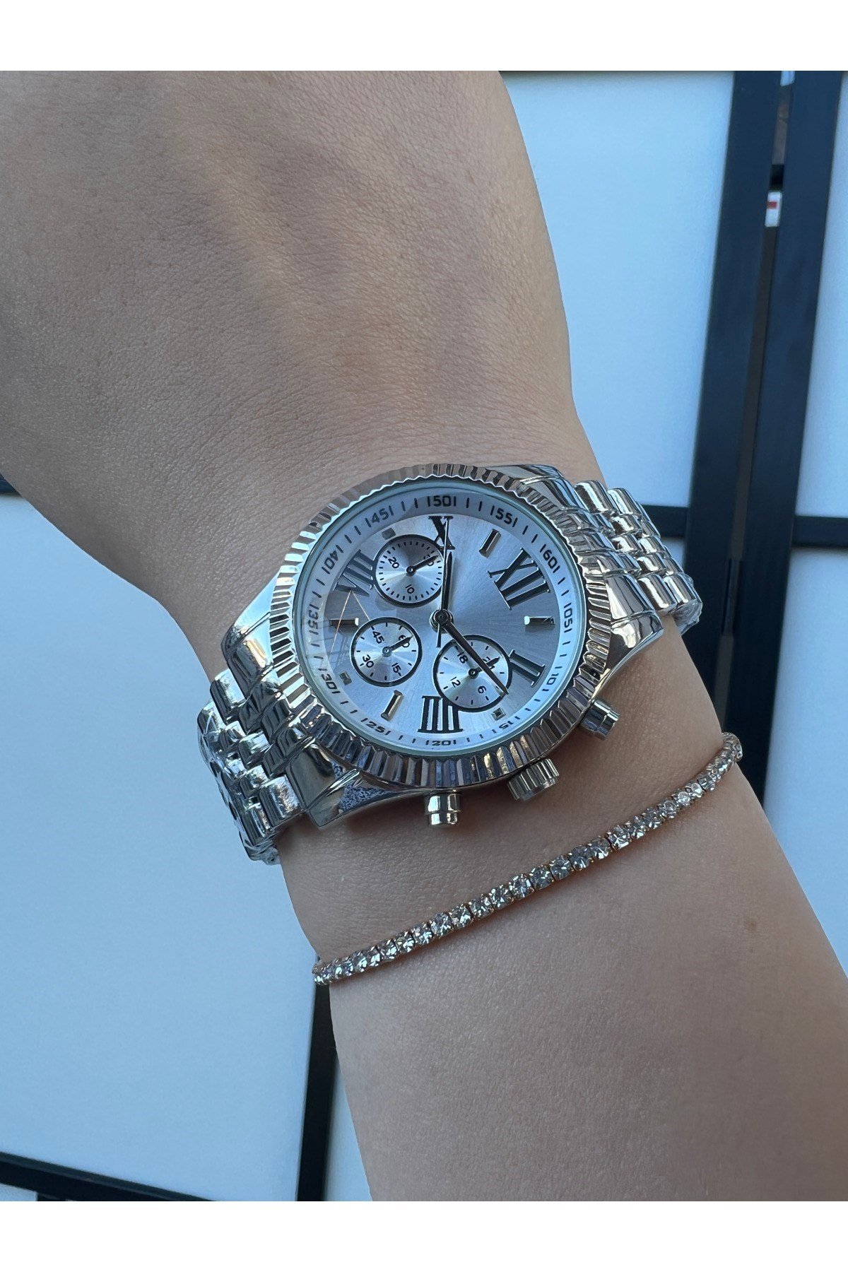 Dekoratif Göstergeli Rose-Gümüş Metal Kordon Unisex Kol Saati PLUM004R003