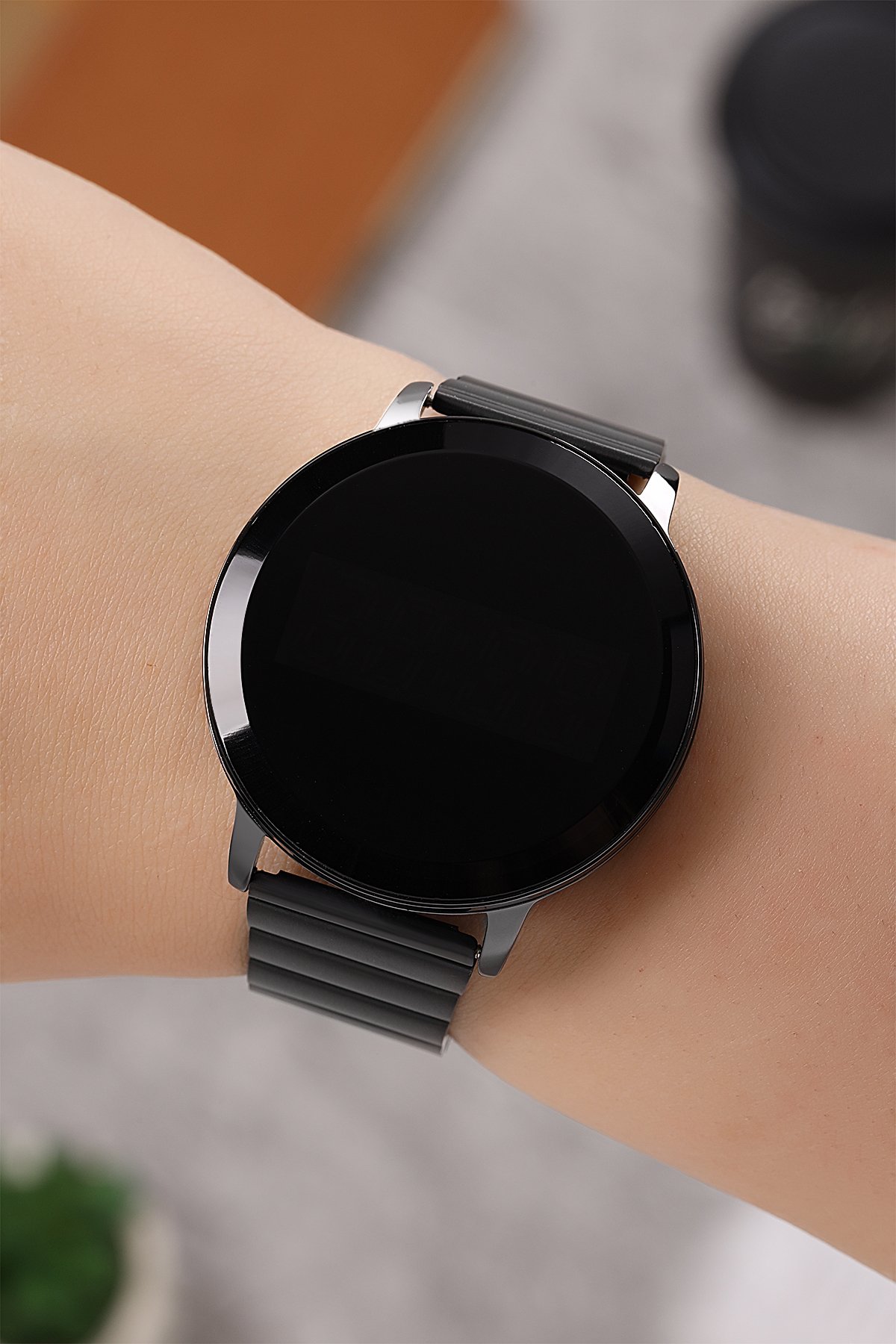 Dijital Kadran Metal Hasır Kordon Unisex Kol Saati