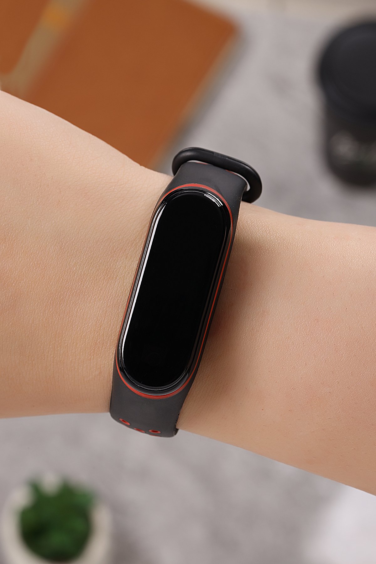 Dijital Kadran Silikon Kordon Unisex Kol Saati