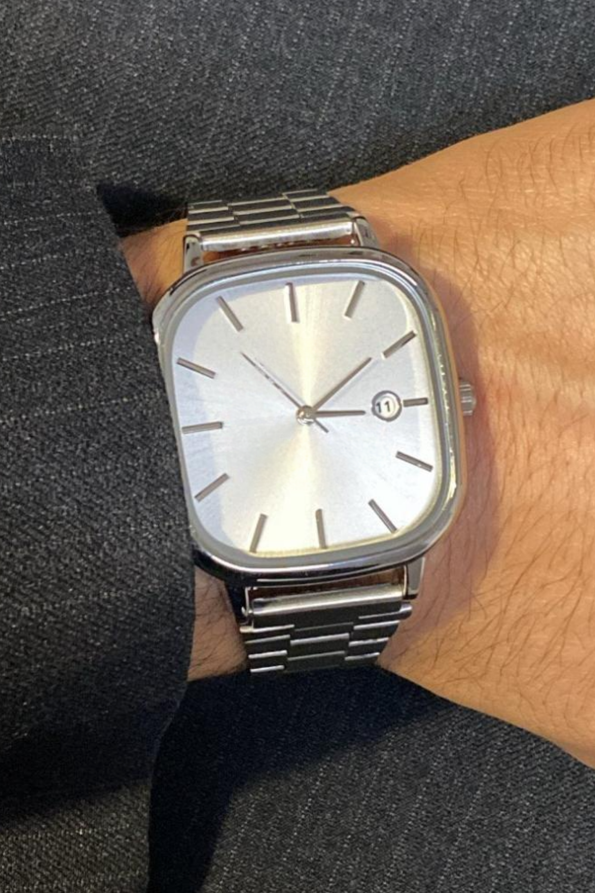 Gümüş Takvimli Erkek Kol Saati