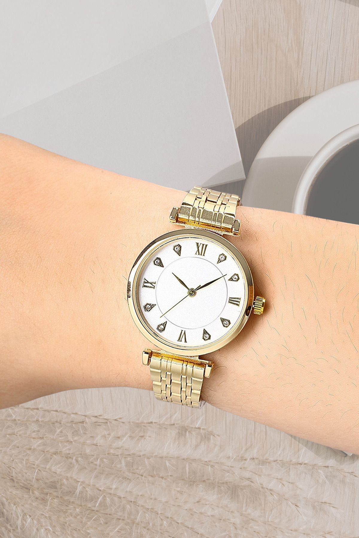 Klasik Tasarım Gold Metal Kadın Kol Saati