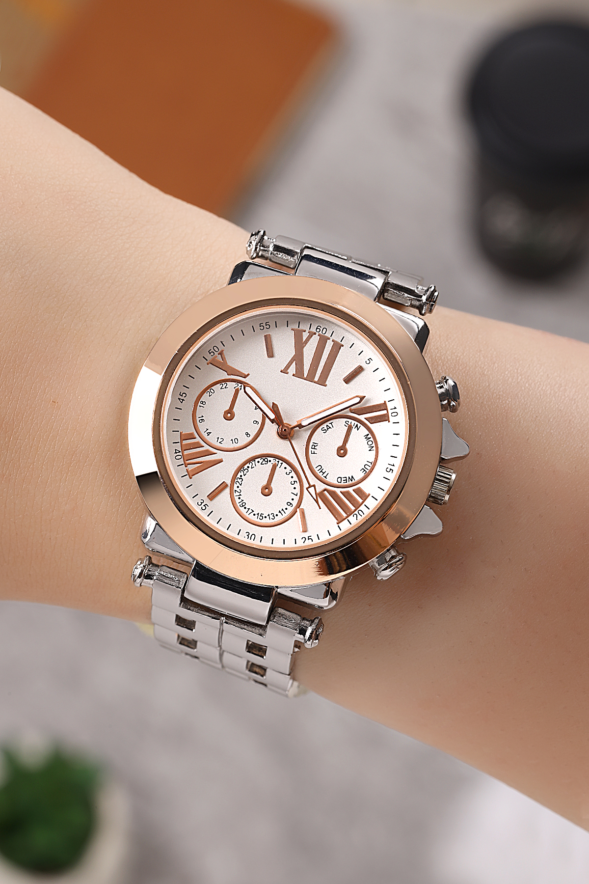 POLO55 Dekoratif Göstergeli Zamansız Tasarım Kadın Kol Saati