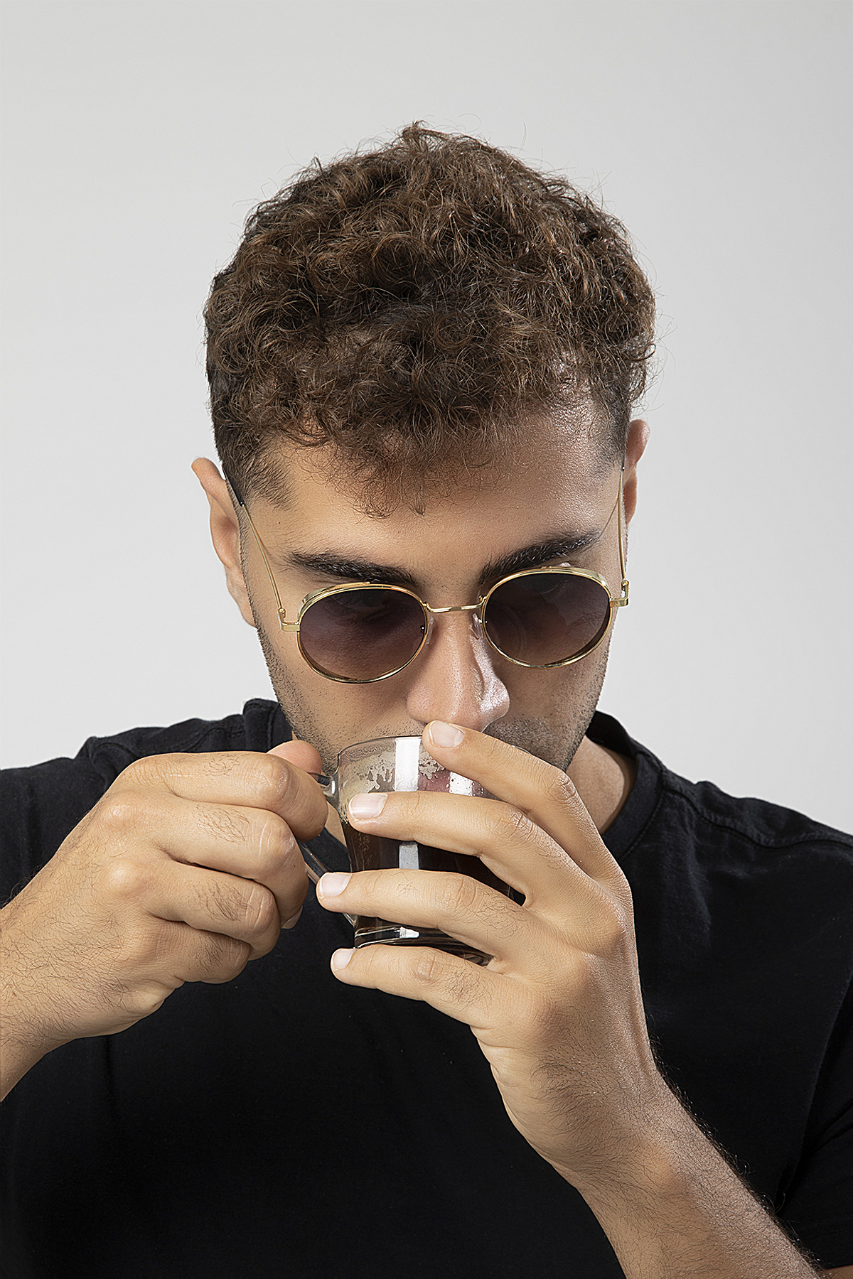 Siperlikli Round Metal Erkek Güneş Gözlüğü