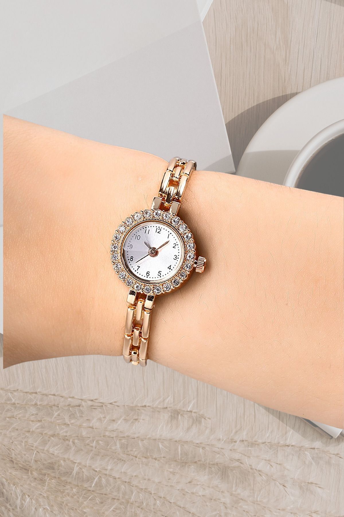 Taşlı İnce Bileklik Rose Metal Kadın Kol Saati