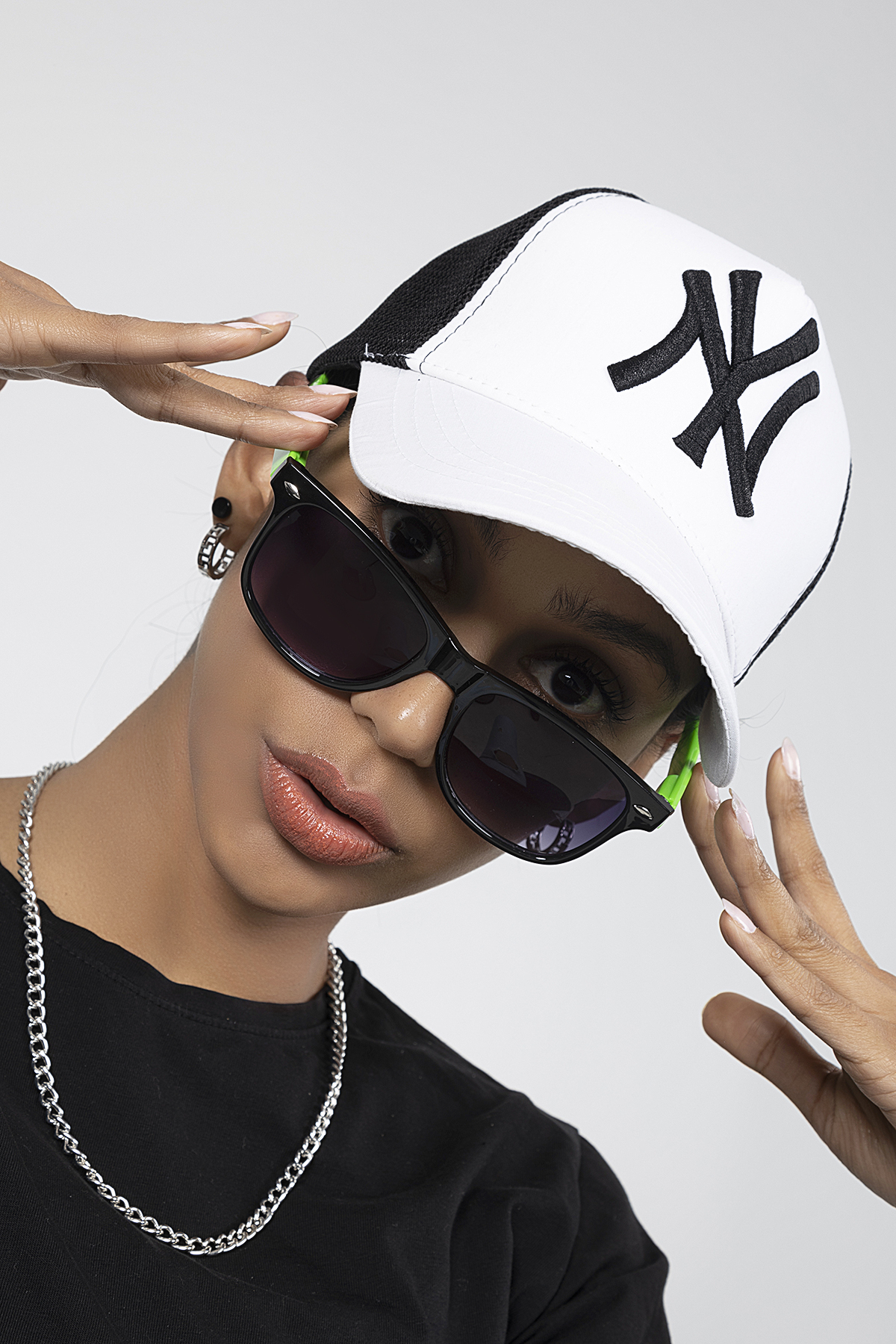 UNISEX GÜNEŞ GÖZLÜĞÜ PL22KG585R011