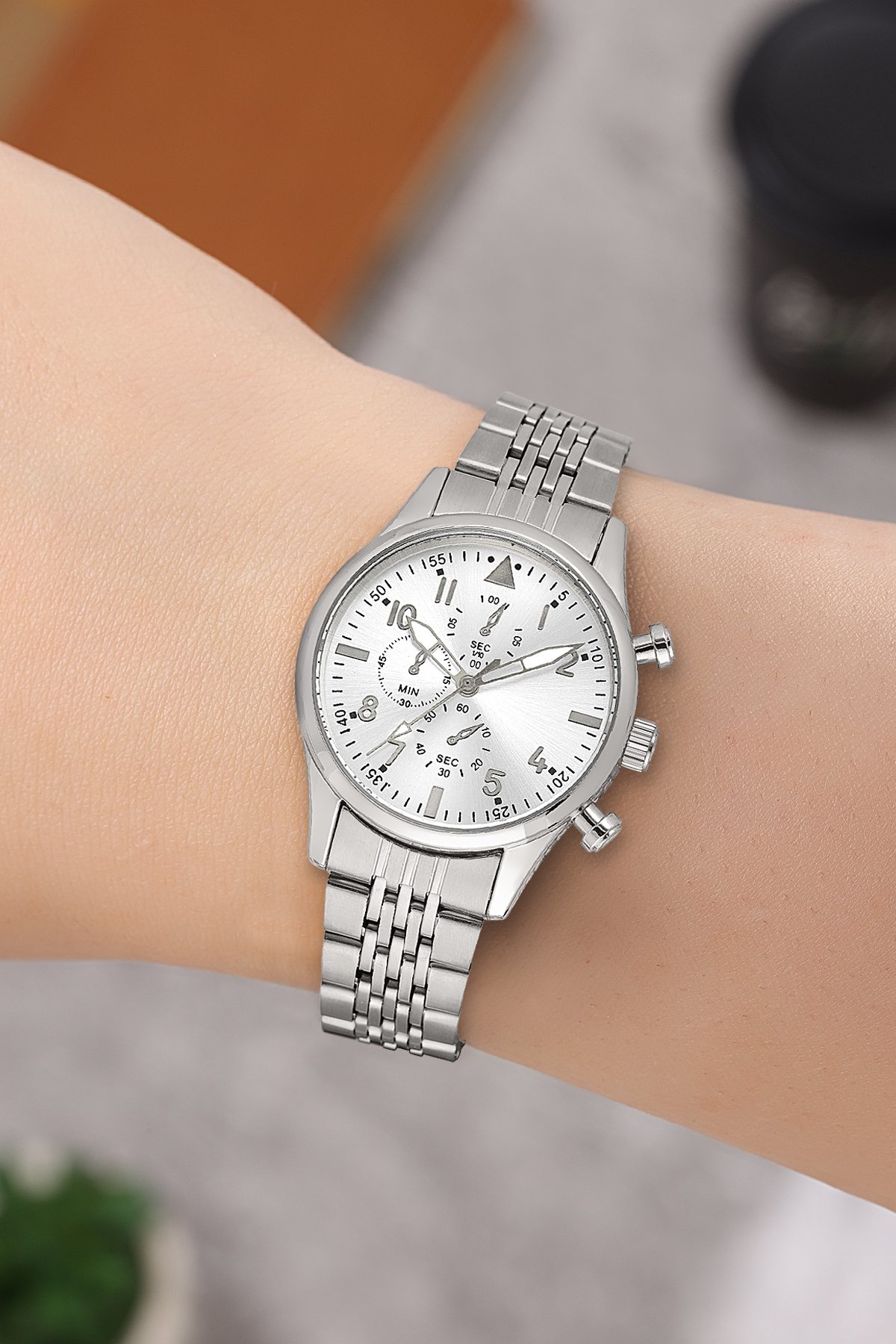 Zamansız Tasarım Metal Kordon Kadın Kol Saati