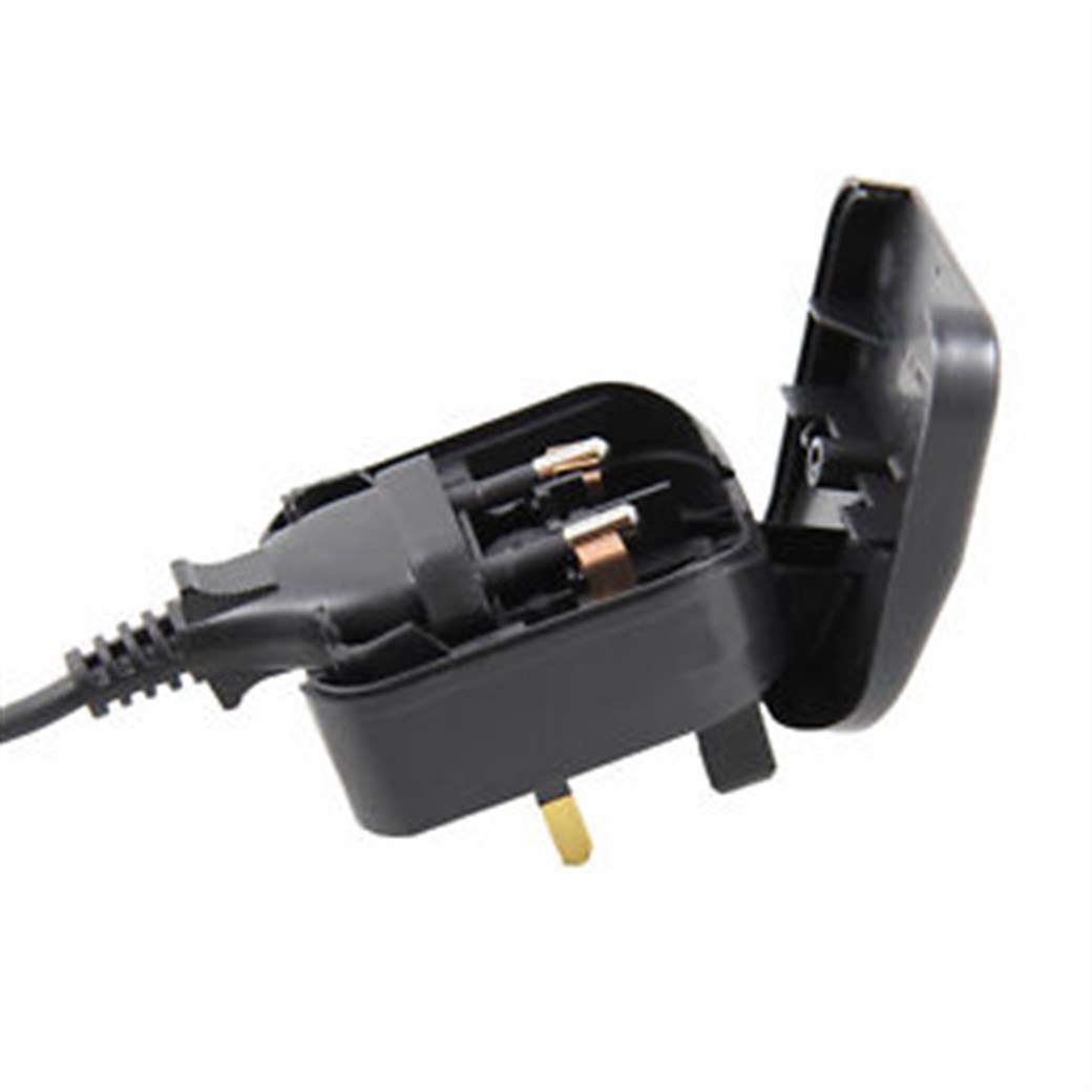 PC-8338-BK-R 3AMP SİYAH İNCE TİP ADAPTÖR 