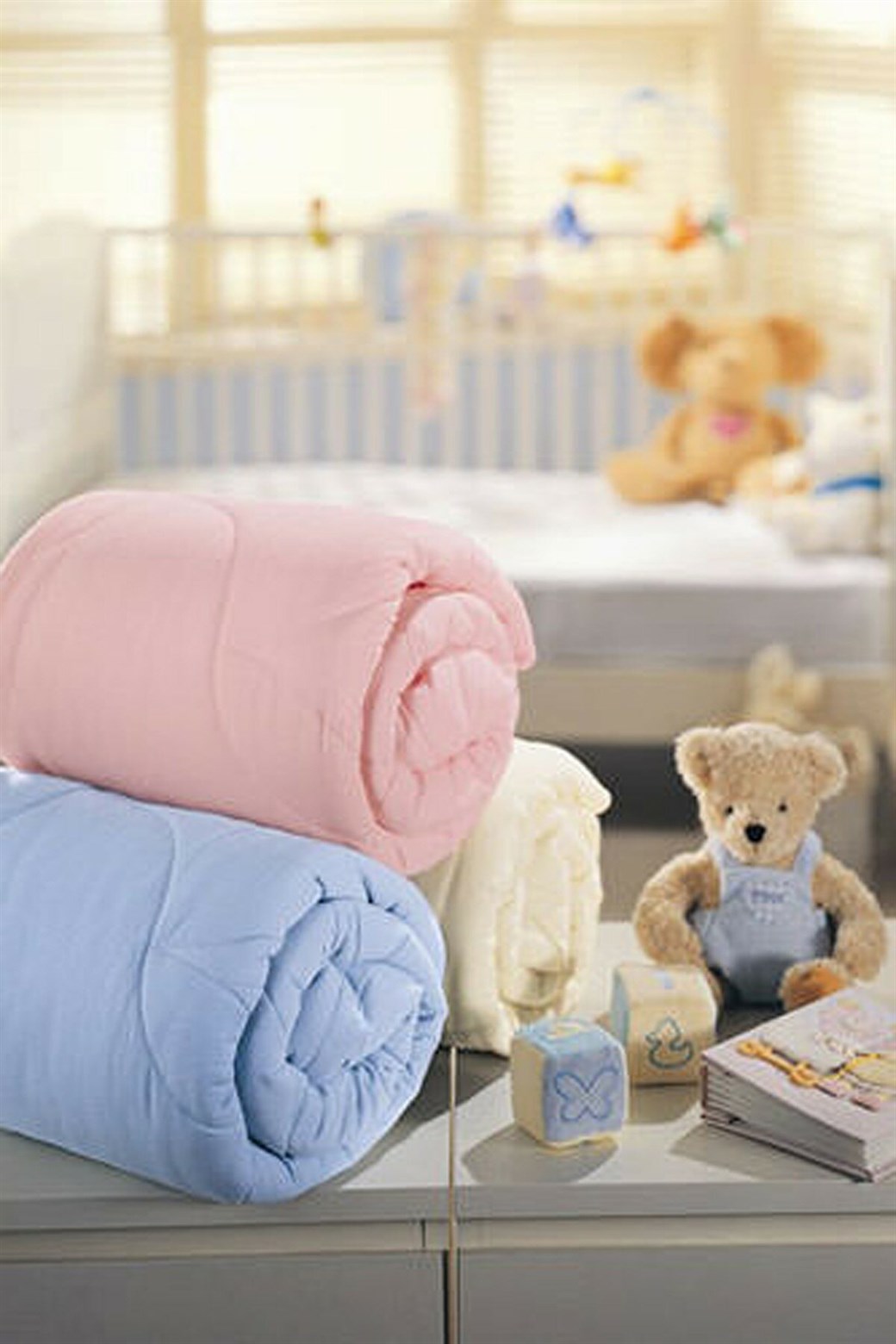 PENYE BEBEK YORGAN EKRU-PEMBE
