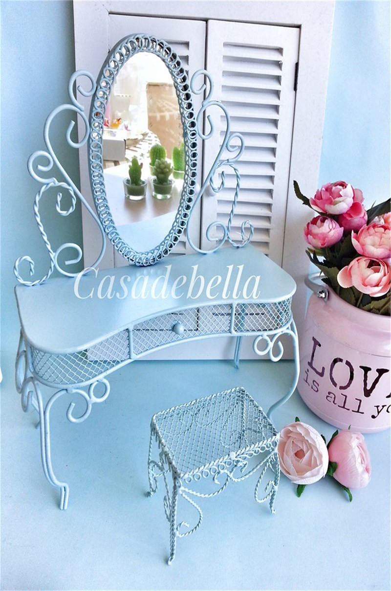 Ferforje Aynalı Dresuar