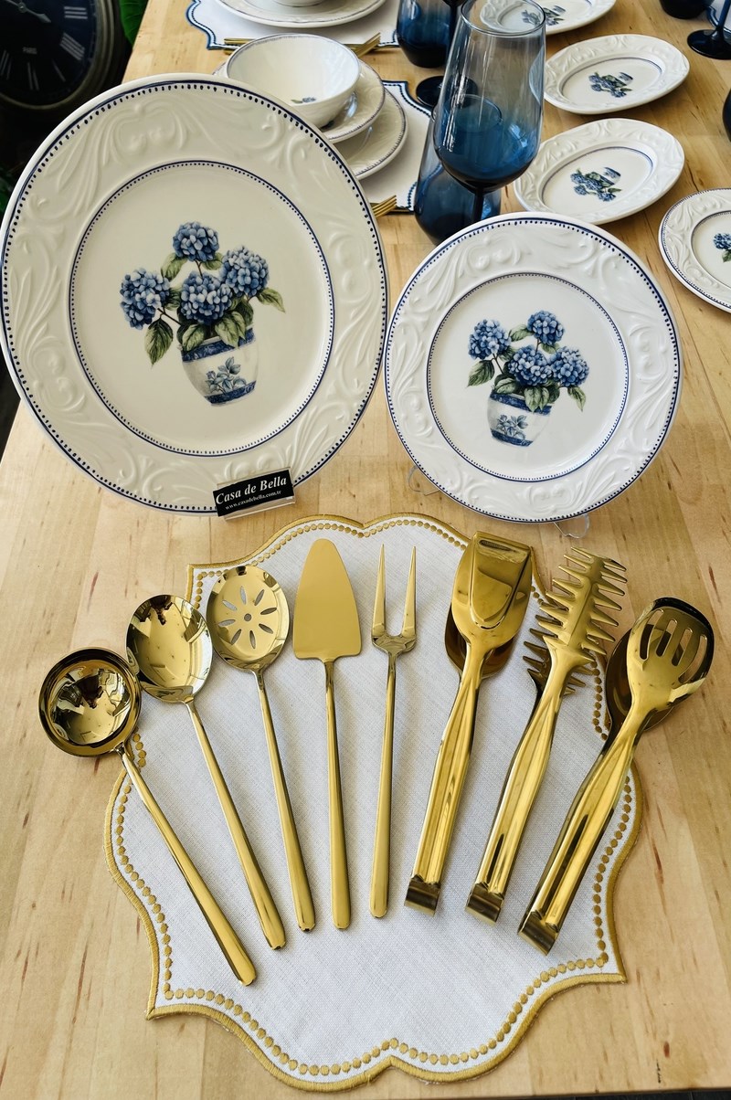 Gold 8 Parça Opera Del Duomo Lüks Servis ve Maşa Seti 22,5cm