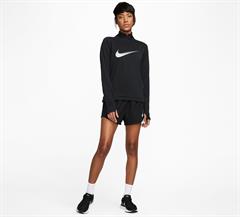 Nike Dri-FIT Swoosh Çeyrek Fermuarlı Uzun Kollu Kadın Koşu Tişört DX0952-010