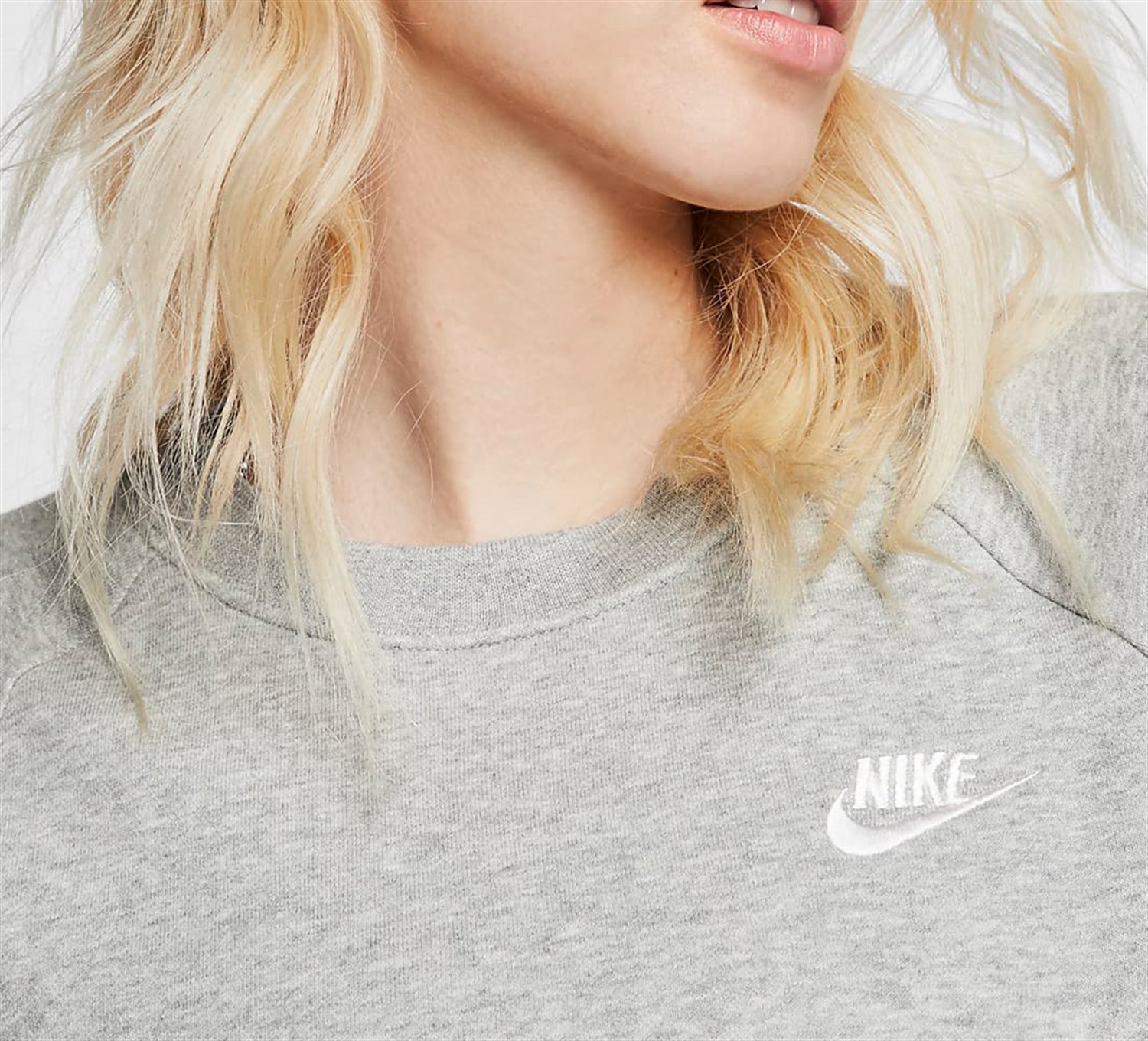 Nike Sportswear Essential Kadın Polar Üst BV4110-063