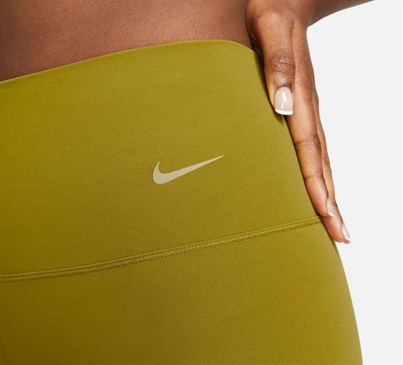 Nike Zenvy Hafif Destekli Normal Belli 7/8 Kadın Taytı