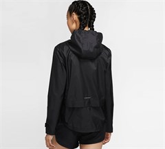 Nike Essential Kadın Koşu Ceket CU3217-010