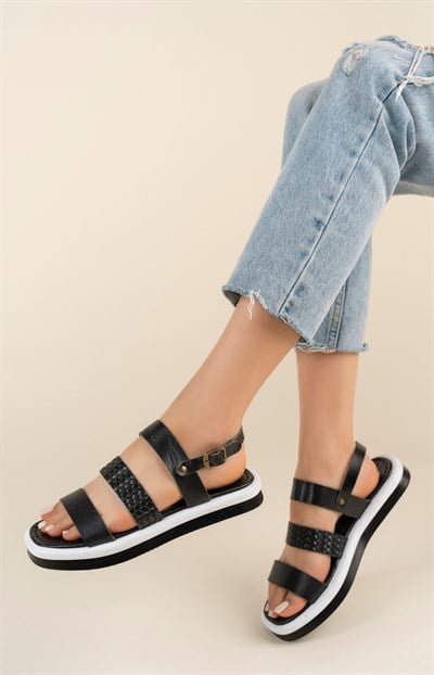 3 Bantlı Vaketa Sandalet SİYAH