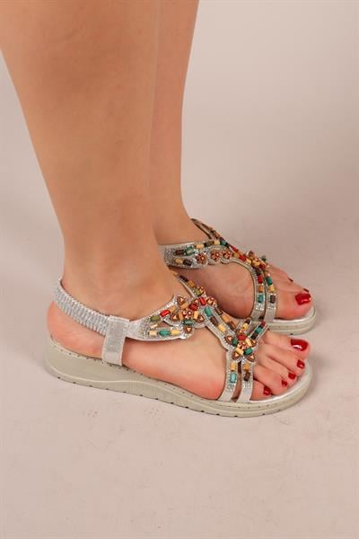 ALORA Etnik Taşlı Sandalet GÜMÜŞ