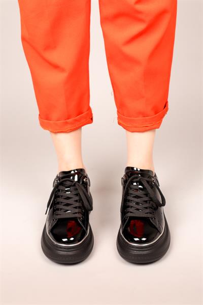 ALVA Bağcıklı Rugan Sneakers SİYAH