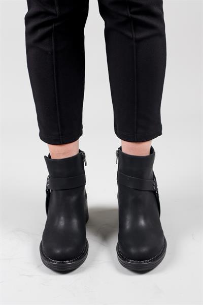 ANETA Fermuarlı Kısa Kadın Bot SİYAH