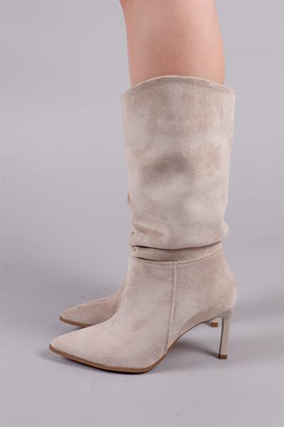 ARLON Büzgülü Çekme Topuklu Çizme BEJ