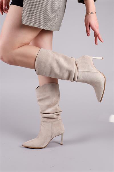 ARLON Büzgülü Çekme Topuklu Çizme BEJ