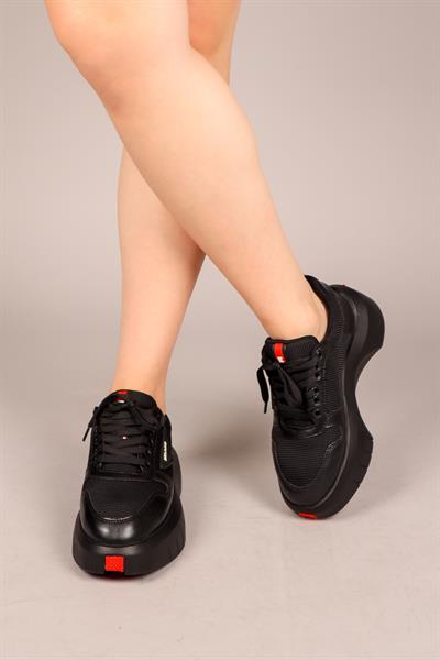 ARNA Kırmızı Detaylı Kadın Spor Ayakkabı SİYAH