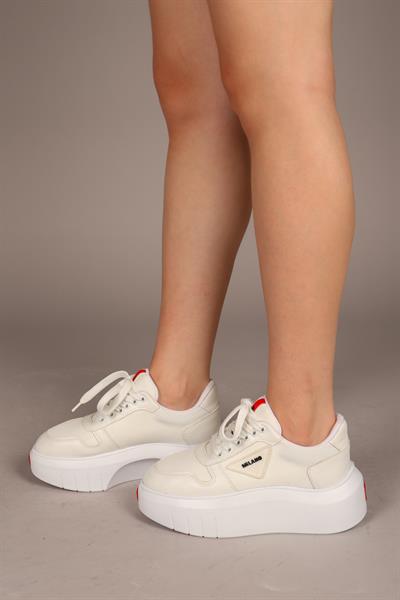 ARNA Kırmızı Detaylı Kadın Spor Ayakkabı BEYAZ