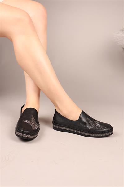 ASTRAL Yıldız Taşlı Lastikli Sneakers SİYAH