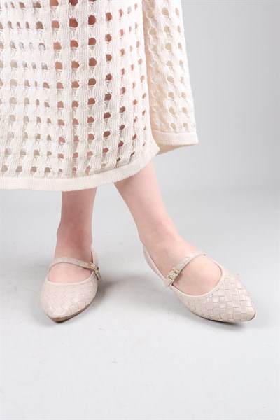 AVENYA Örgü Desenli Babet TEN