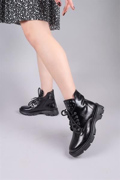 BANDA Troklu Bağcıklı Bot SİYAH