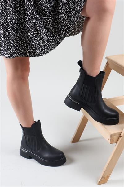 BOYANA Lastikli Kadın Bot SİYAH