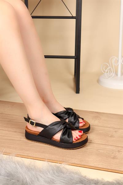 Burgu Çapraz Sandalet SİYAH