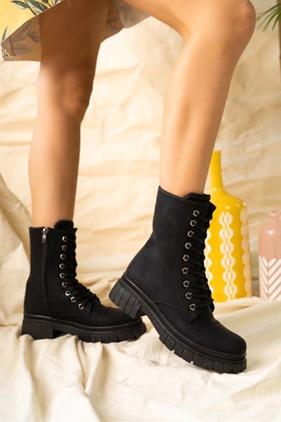 Burun Dikişli Postal SİYAH